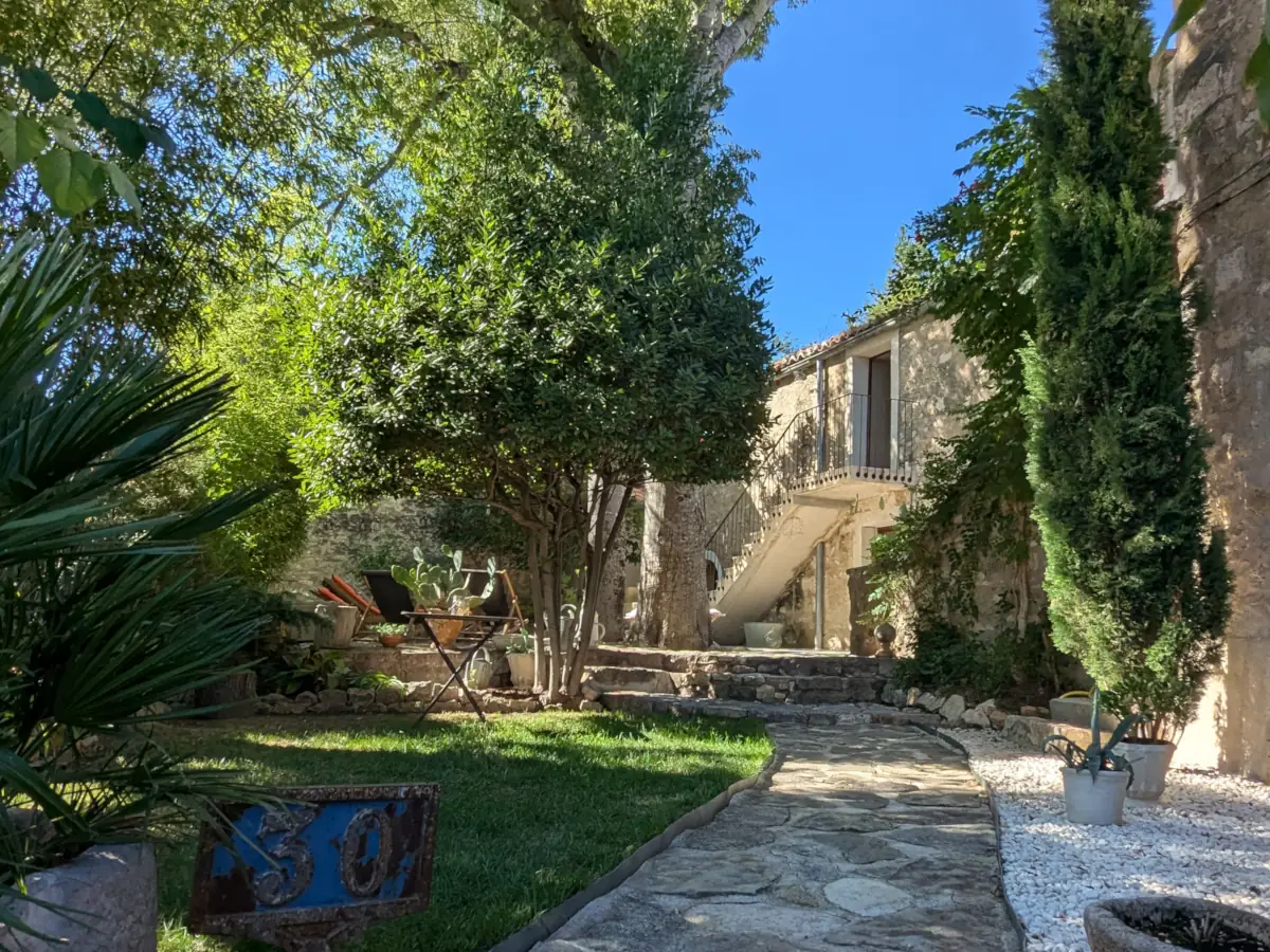 B&B Maison Felisa in Saint Laurent des Arbres, France